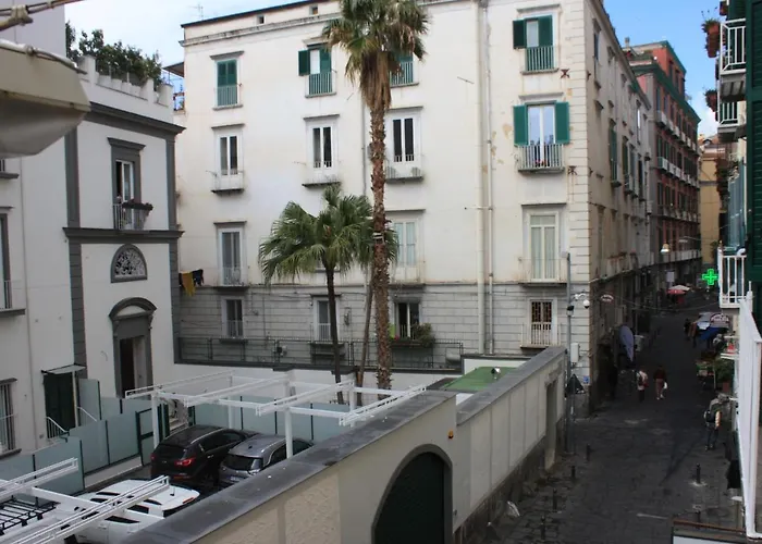 Residence Appartamenti Santa Teresa a Chiaia Napoli